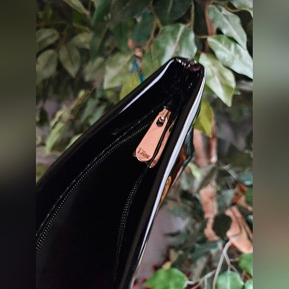 EUC Christian Dior Montaigne Patent Leather Clutch Black/Gold Glitter OS - Picture 3 of 5